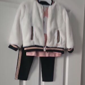 NWT Stylish 3pc Tahari Baby Set Sz 24 Mo.